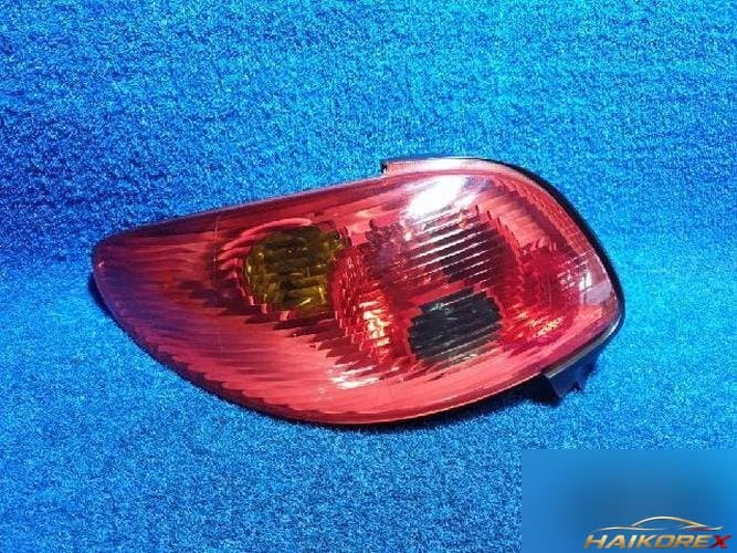 Peugeot 206 2006 — фонарь задний левый наружный