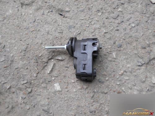 Актуатор выравнивания фары HID 921302B000