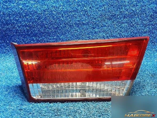Hyundai Sonata 2007 — фара задняя внутренняя правая 924043K000