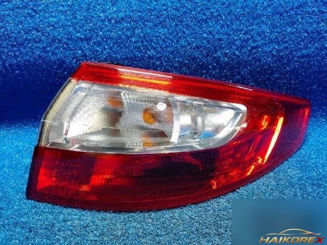 Renault SM3 2010 — фара задняя правая наружная