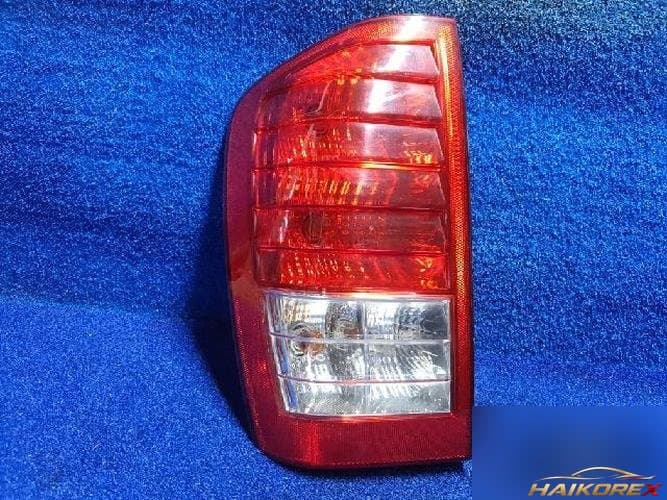 Kia Carnival 2008 — задний фонарь левый (наружный) 3