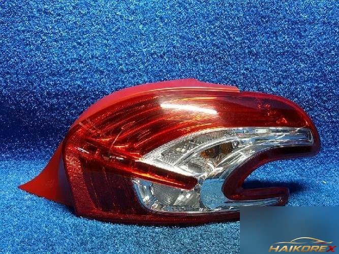 Peugeot 208 2014 — фонарь задний правый внешний