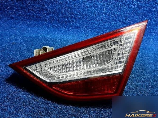 Hyundai Sonata 2010 — фонарь задний внутренний правый