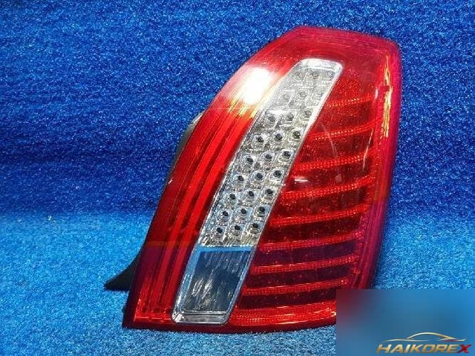 Kia Opirus 2010 — фонарь задний правый наружный (4 конт.)