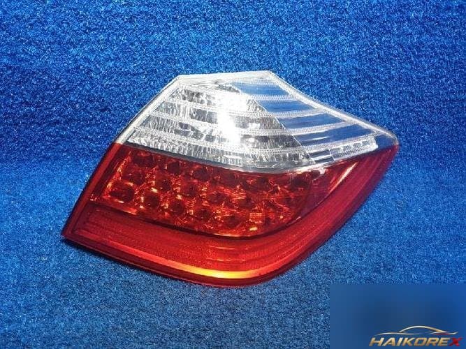Hyundai Genesis 2008 — фара задняя правая наружная 92402 3M000