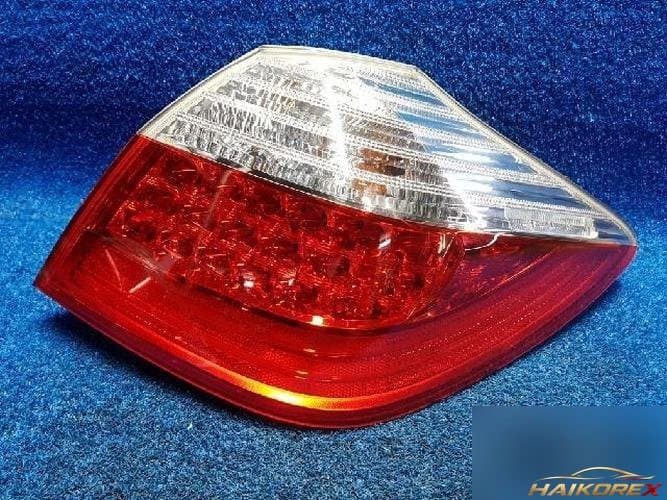 Hyundai Genesis 2011 — фонарь задний правый наружный 92402 3M060