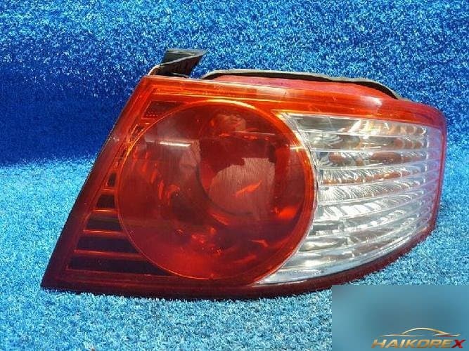 Kia Opirus 2006 — фара задняя правая (наружная) 1