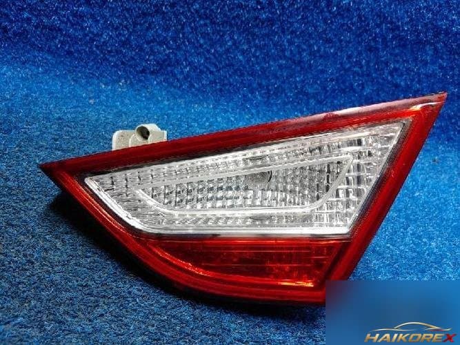 Hyundai Sonata 2010 — фонарь задний правый внутренний