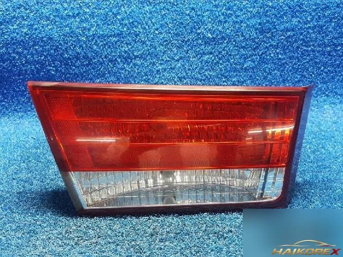 Hyundai Sonata 2005 — фонарь задний левый внутренний 924013K400