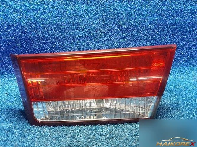 Hyundai Sonata 2005 — фара задняя правая внутренняя 924043K000