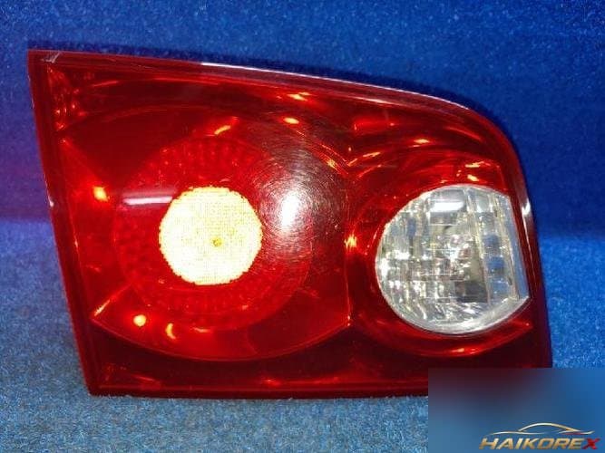 Kia Roche 2006 — фонарь задний левый внутренний 924052G005