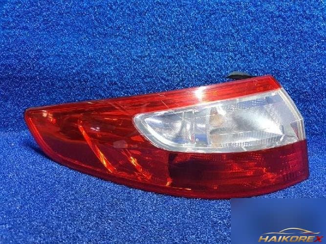 Renault SM3 2011 — фонарь задний левый наружный
