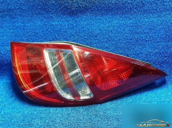 Hyundai i30 2010 — задний фонарь правый (наружный) 92402 2L000