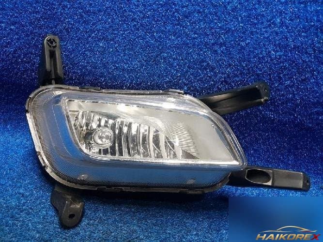 Kia K5 2011 — противотуманная фара правая 922022T500