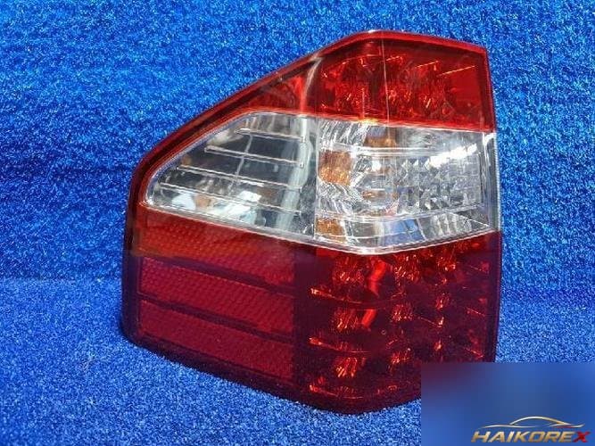 Kia Mohave 2009 — задний фонарь левый наружный 92401 2J101