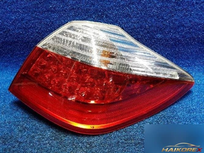 Hyundai Genesis 2009 — фонарь задний внешний правый 92402 3M060