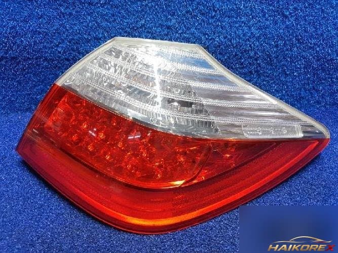 Hyundai Genesis 2009 — задний фонарь правый наружный LED