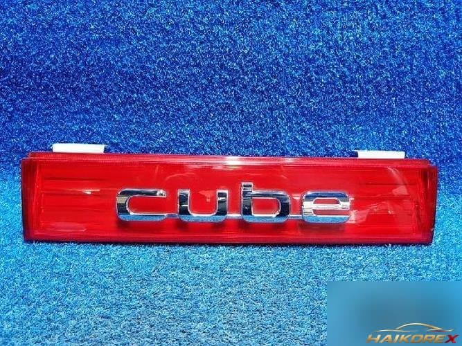 Nissan Cube 2015 — задний фонарь правый внутренний