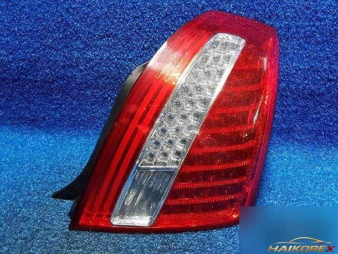 Kia Opirus 2010 — задний фонарь правый наружный