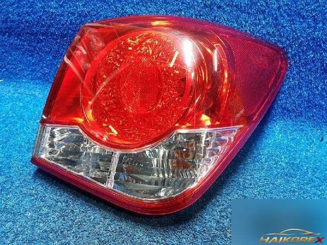 Chevrolet Cruze 2012 — задний фонарь правый наружный