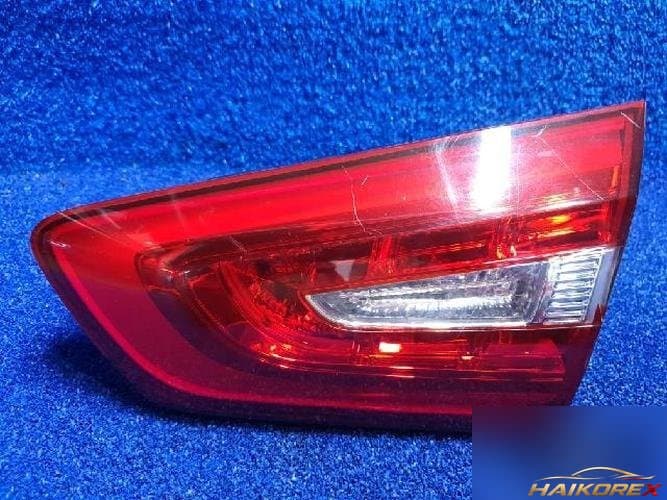 Kia K7 2015 — фонарь задний внутренний правый LED