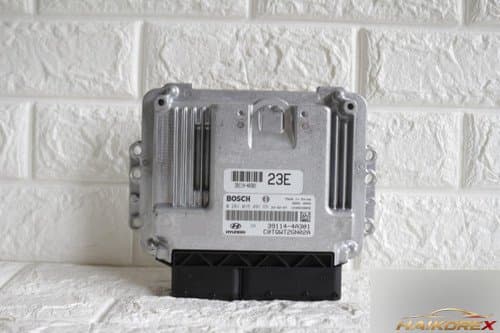 Блок управления двигателем ECU 391144A301