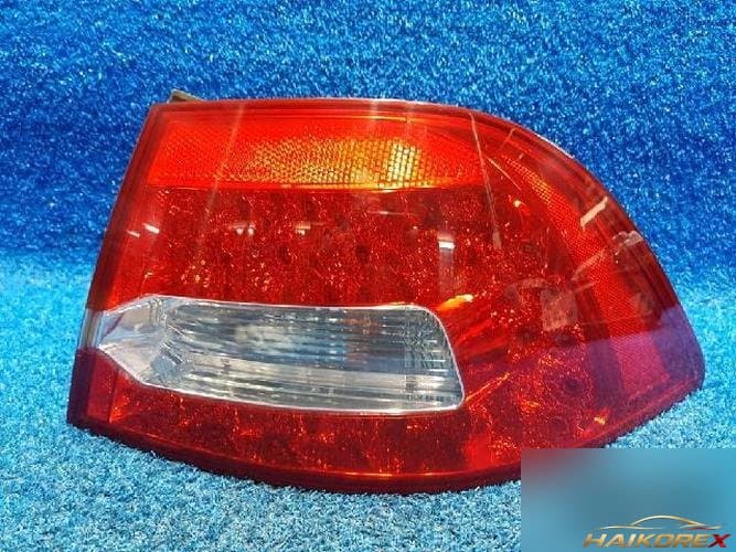 Kia Sorento 2009 — задний фонарь правый наружный