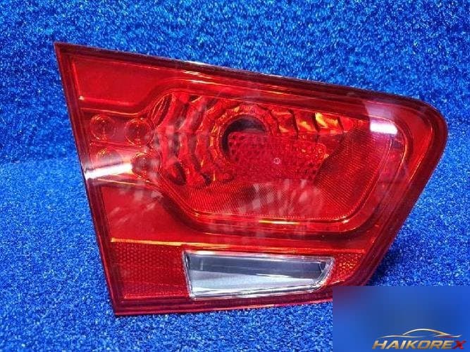 Kia Forte 2010 — задний фонарь левый внутренний