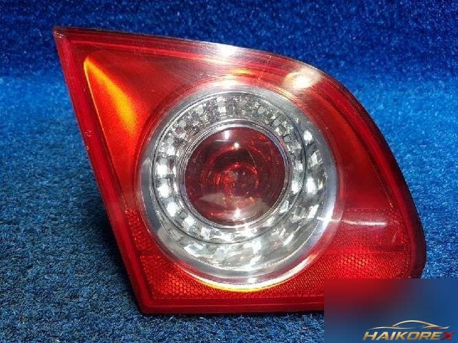 Volkswagen Passat 2011 — фонарь задний внутренний левый 3C5945093E