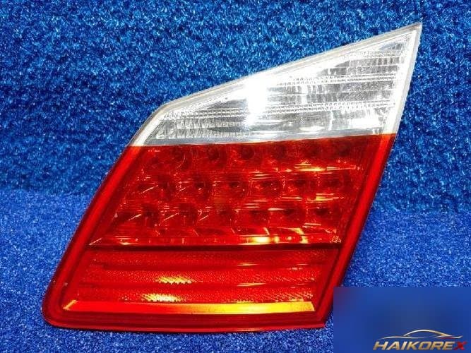 Hyundai Genesis 2010 — фонарь задний внутренний правый 924043M0