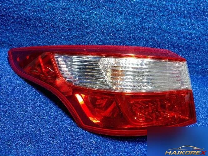 Renault SM5 2011 — фонарь задний левый наружный