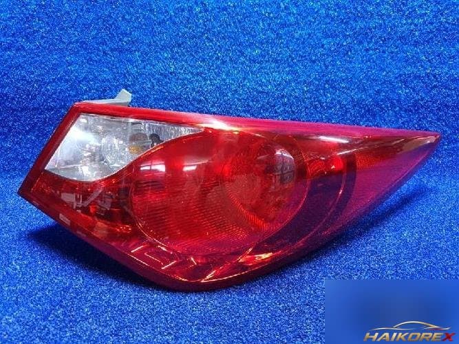 Hyundai Sonata 2011 — задний фонарь правый наружный