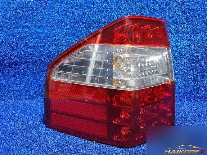 Kia Mohave 2008 — задний фонарь левый (внешний) 92401 2J101