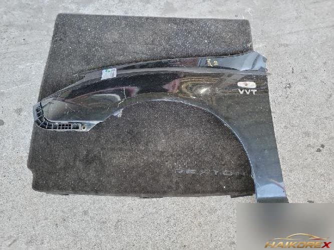 Hyundai Avante 2009 — крыло левое