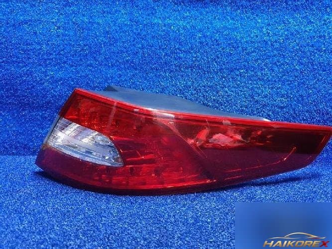 Kia K5 2011 — фара задняя правая (наружная) светодиодная