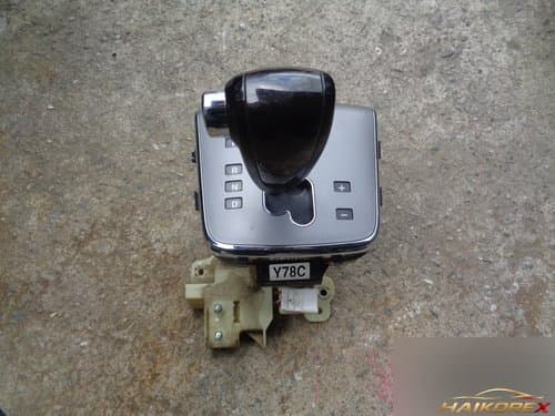 Консоль коробки передач с рычагом переключения АКПП 467003E780CY