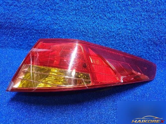 Kia K5 2011 — фара задняя правая наружная