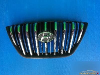 Hyundai Avante 2004 — решетка радиатора