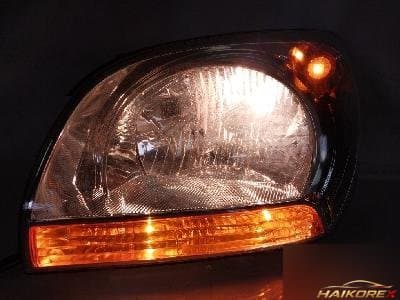 Kia Sportage 2006 — фара передняя