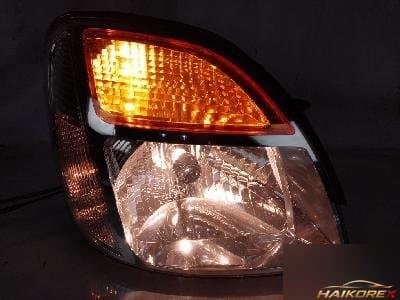 Hyundai Starex 2006 — фара передняя