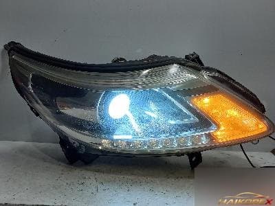 Renault Samsung SM5 2014 — фара передняя