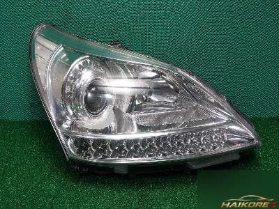 Hyundai Equus 2012 — фара передняя