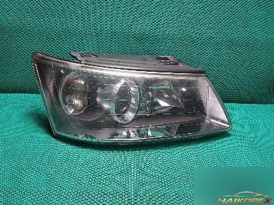 Hyundai Sonata 2005 — фара передняя