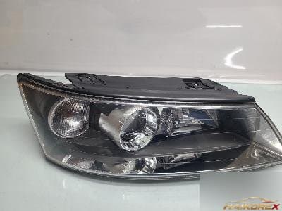 Hyundai Sonata 2006 — фара передняя