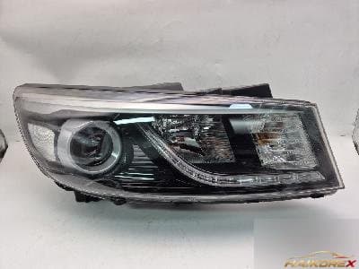 Kia Carnival 2015 — фара передняя