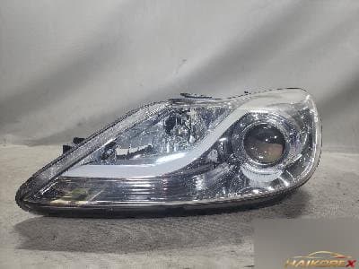 Hyundai Genesis 2012 — фара передняя