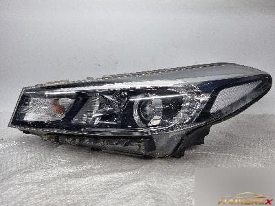 Kia K3 2016 — фара передняя