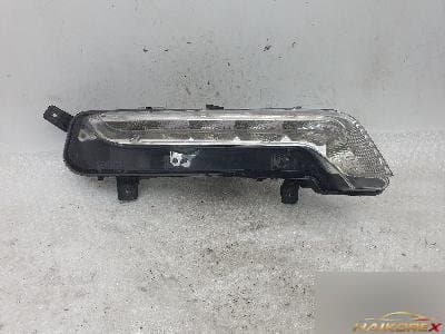 Дневной ходовой огонь LED правый