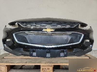 Chevrolet Malibu 2017 — бампер передний