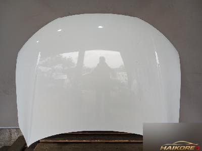 Audi A7 2012 — капот